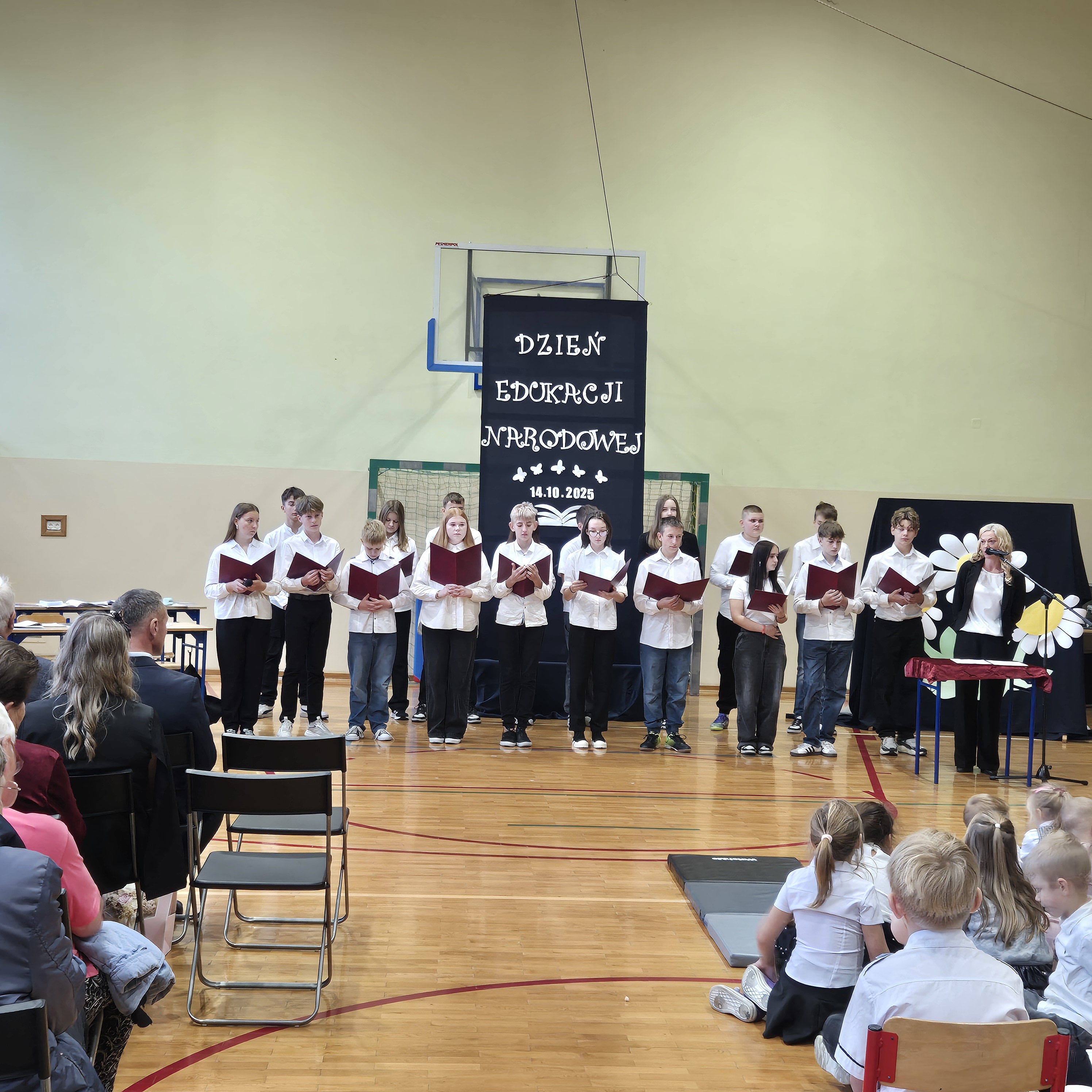 Akademia z okazji Dnia Edukacji Narodowej.