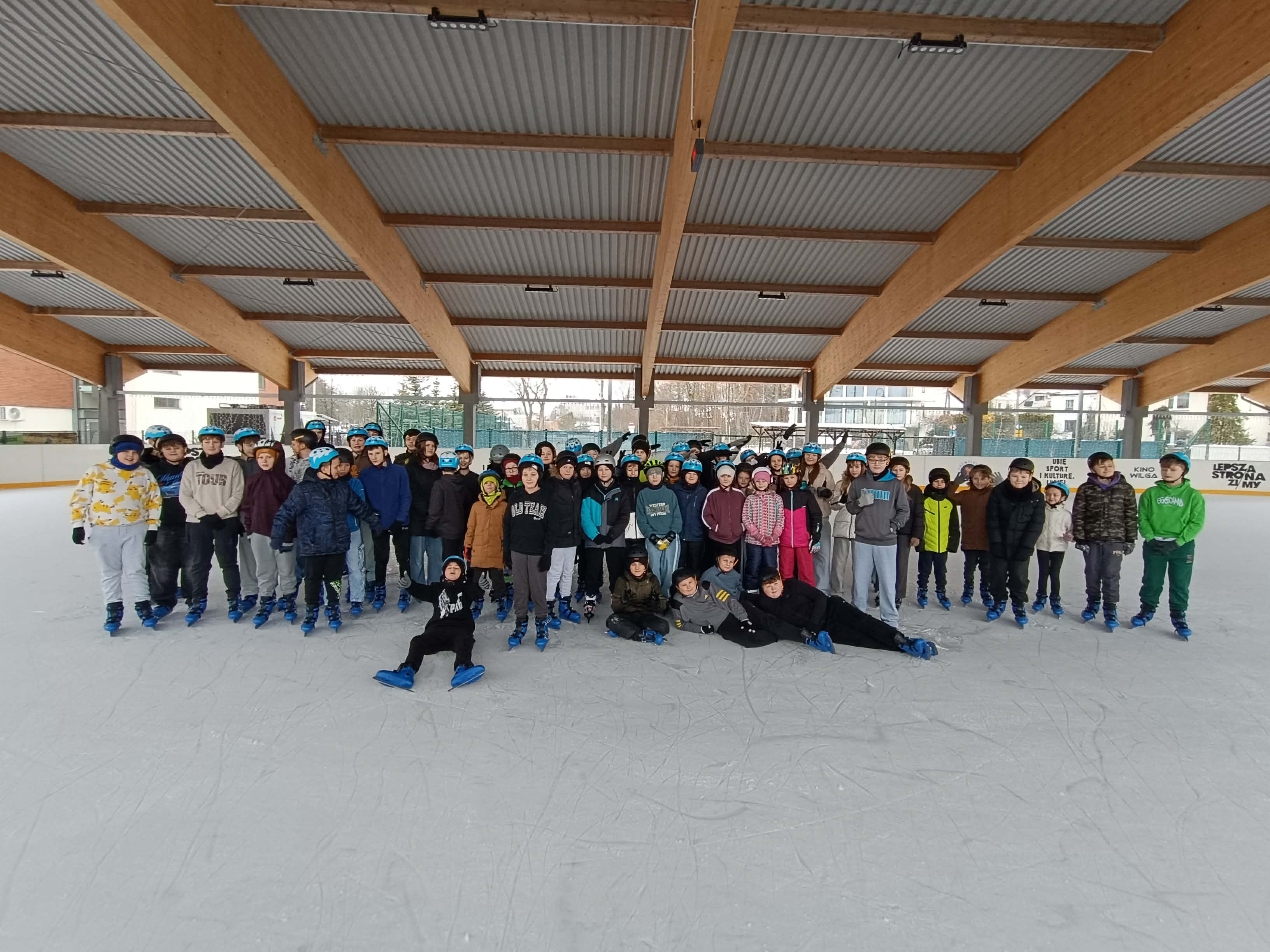 Wycieczka na lodowisko i do McDonald’s.