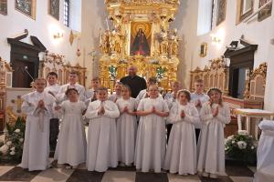 Pielgrzymka dzieci Pierwszokomunijnych do Kodnia i Pratulina.